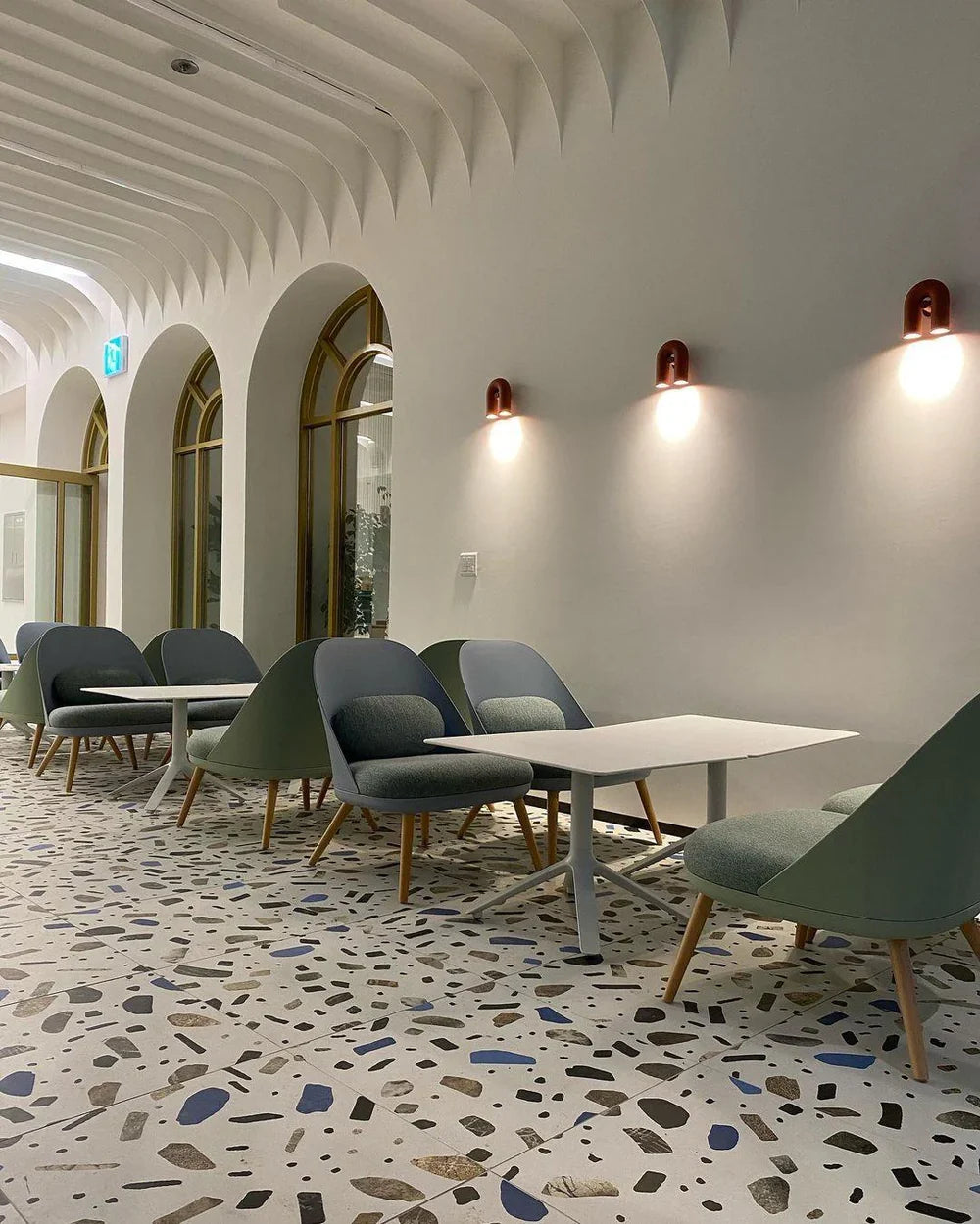 Nephele | Modern LED Arch Wall Light