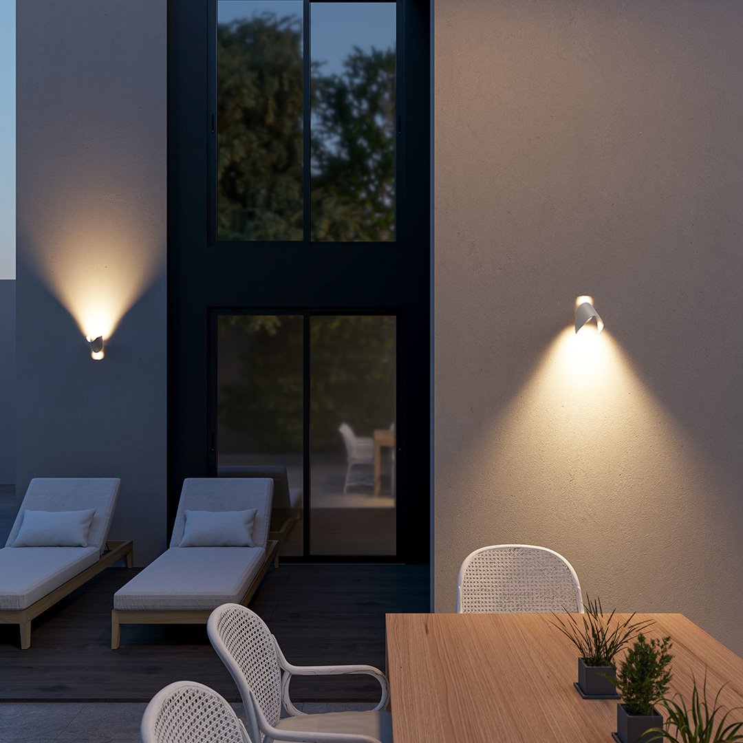 Dravyn | LED Wall Light with 360° Rotation
