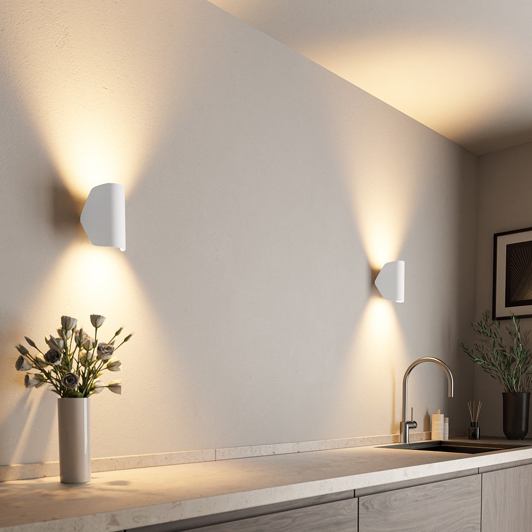 Dravyn | LED Wall Light with 360° Rotation