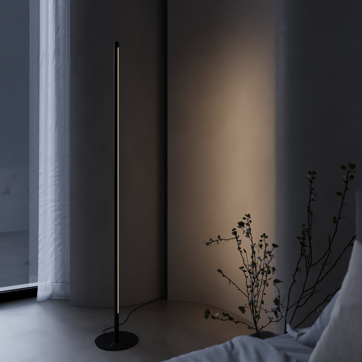Navarro | Minimalist LED Floor Lamp