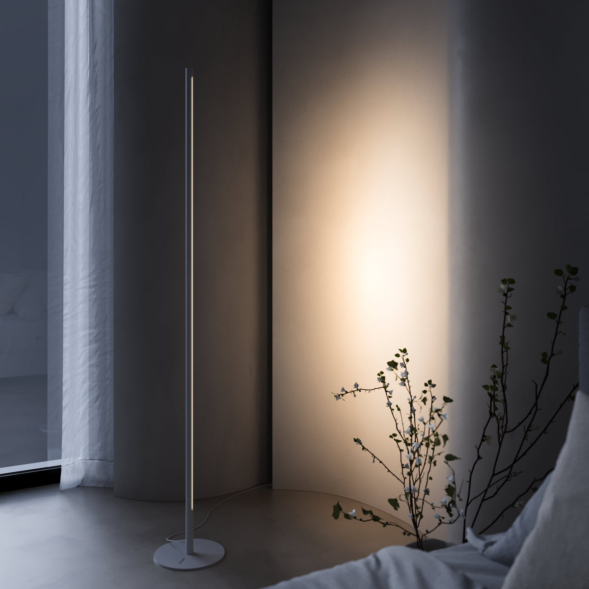 Navarro | Minimalist LED Floor Lamp