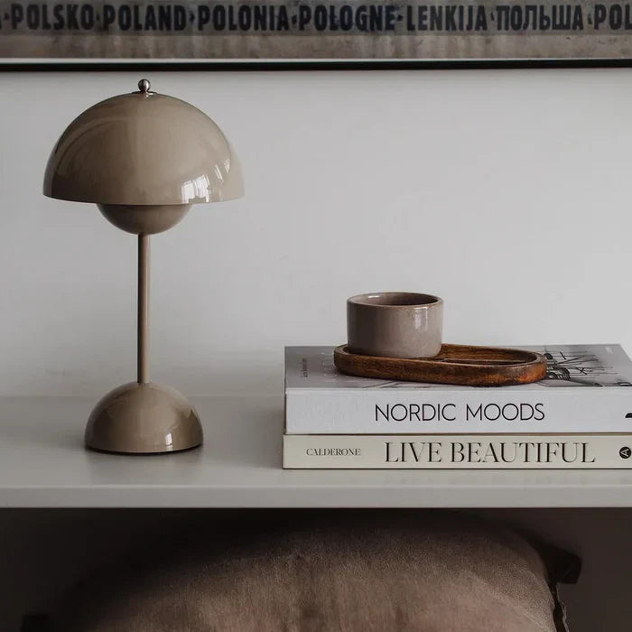 Illysa | LED Table Lamp with Touch Control